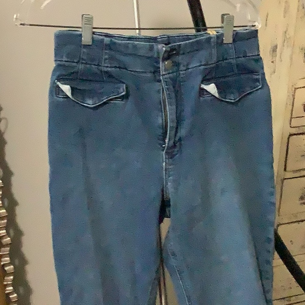 Anthropology jeans sz 31 boot leg.